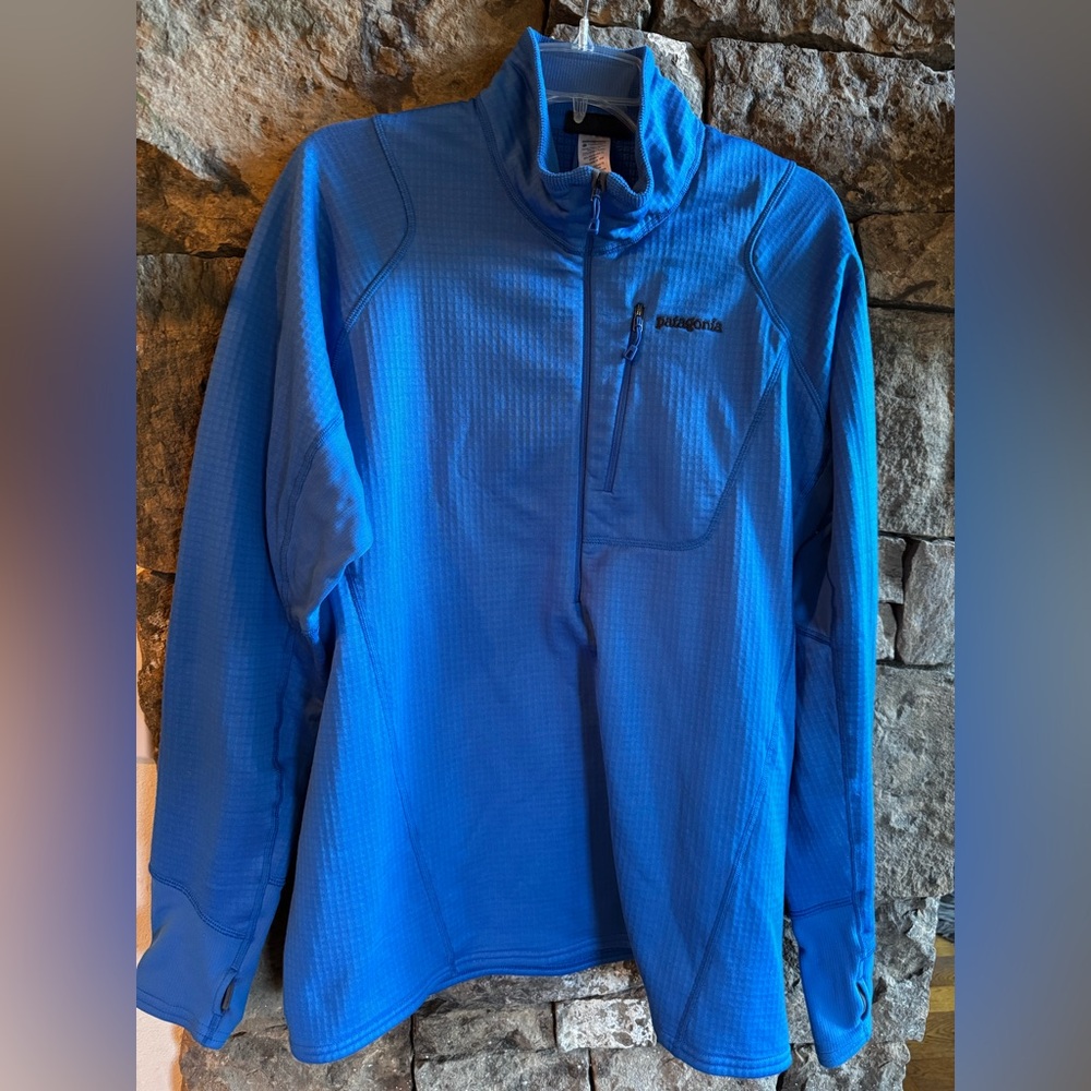 Men’s Patagonia XL pullover sweatshirt